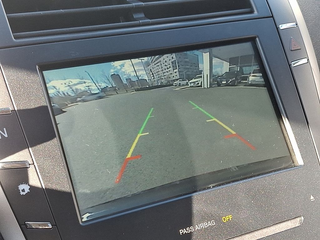 Thumbnail: 2016 Lincoln MKZ - 18