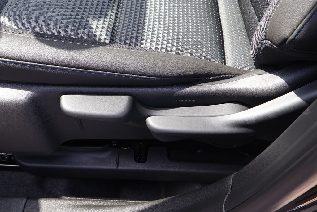 Thumbnail: 2026 Chevrolet Trax - 16