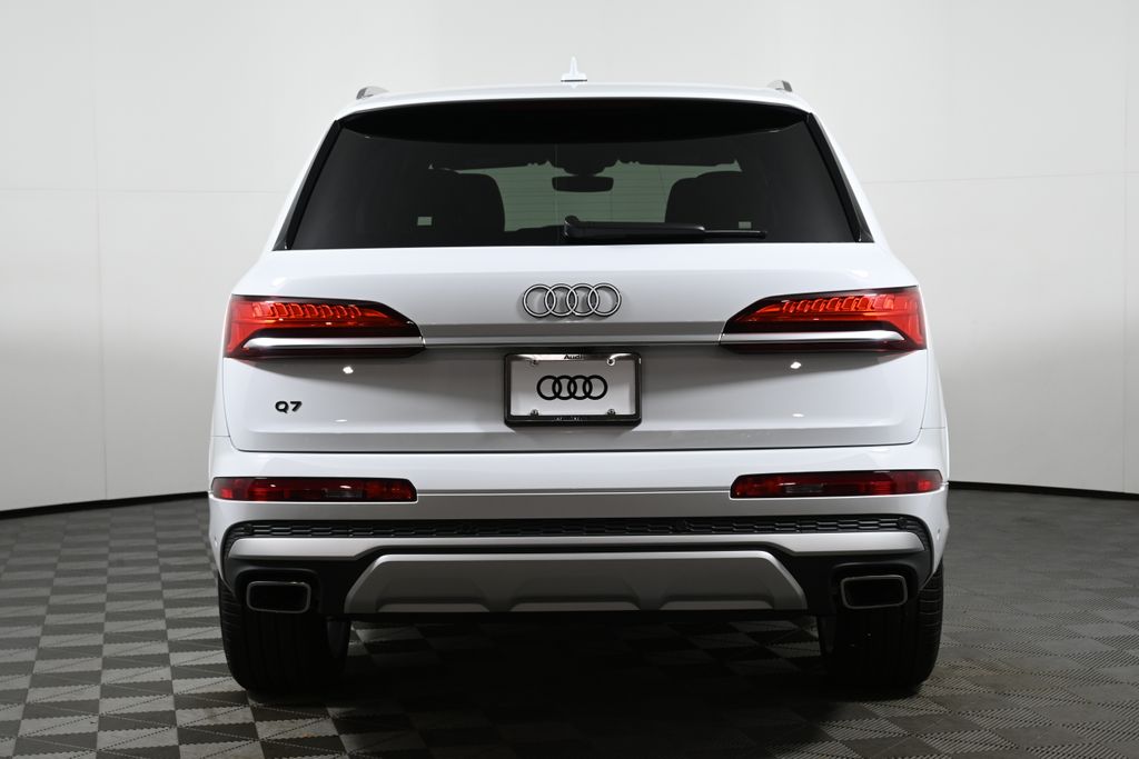 2025 Audi Q7  6