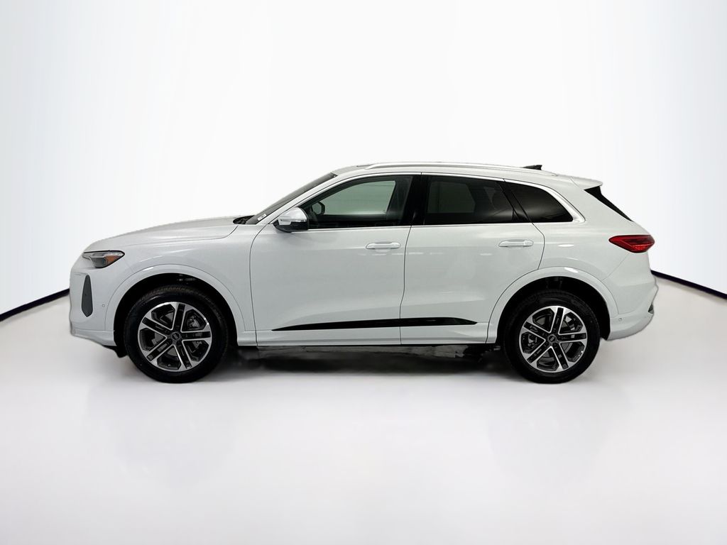 Thumbnail: 2026 Audi Q5 - 8