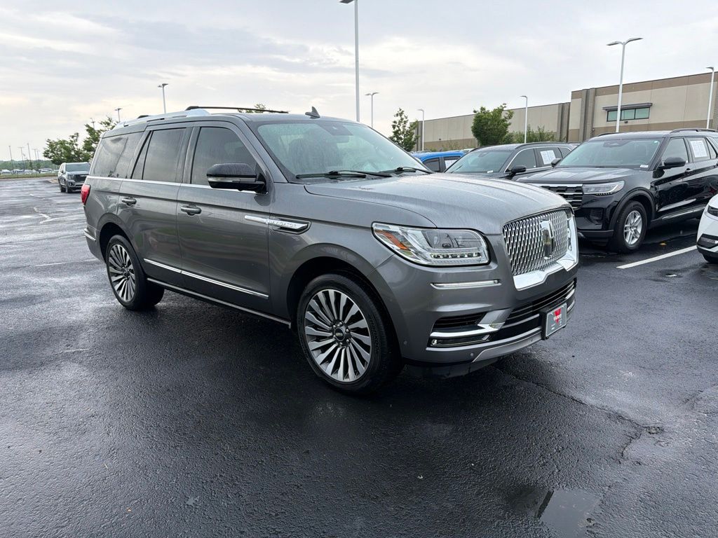 Gray 2021 Lincoln Navigator SUV / Crossover Four-Wheel Drive Automatic