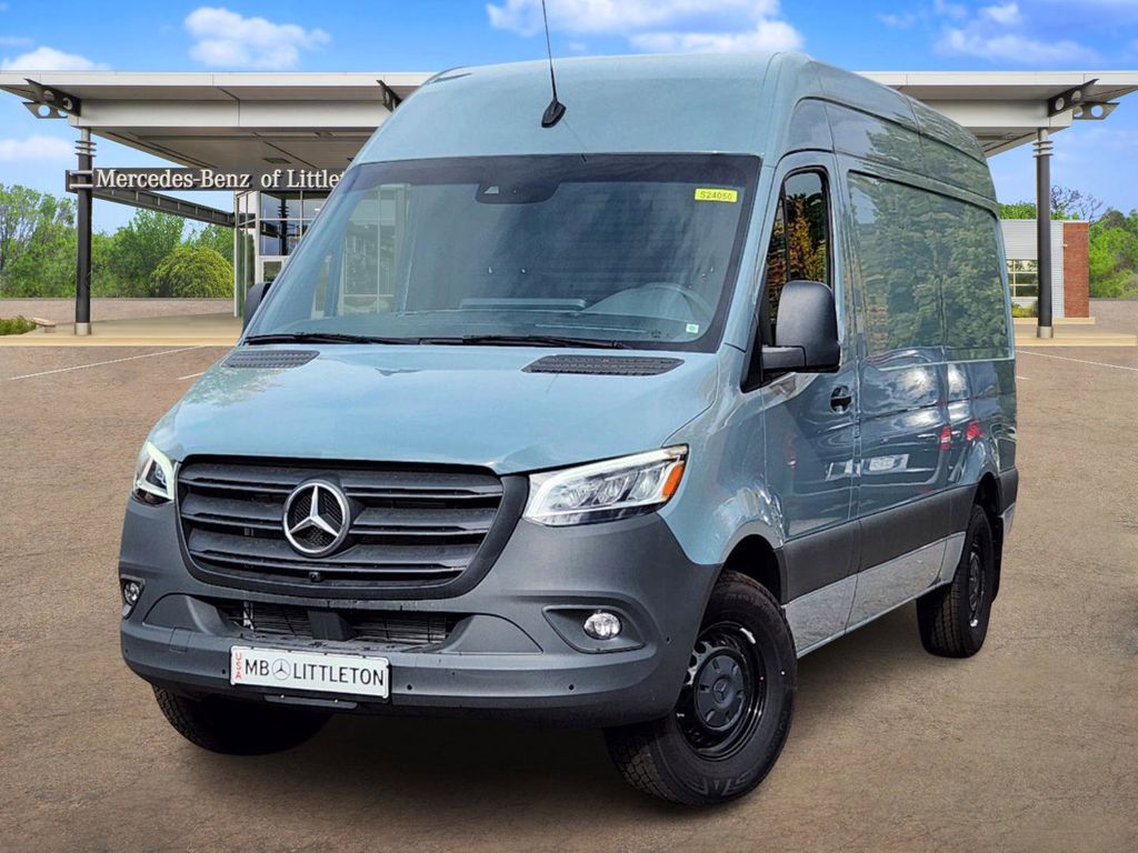 2024 Mercedes-Benz Sprinter 2500 Cargo 144 WB 1