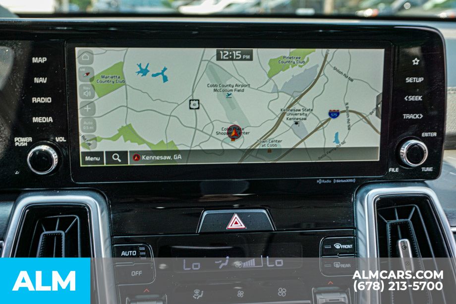 Used 2022 White Kia SX image 37