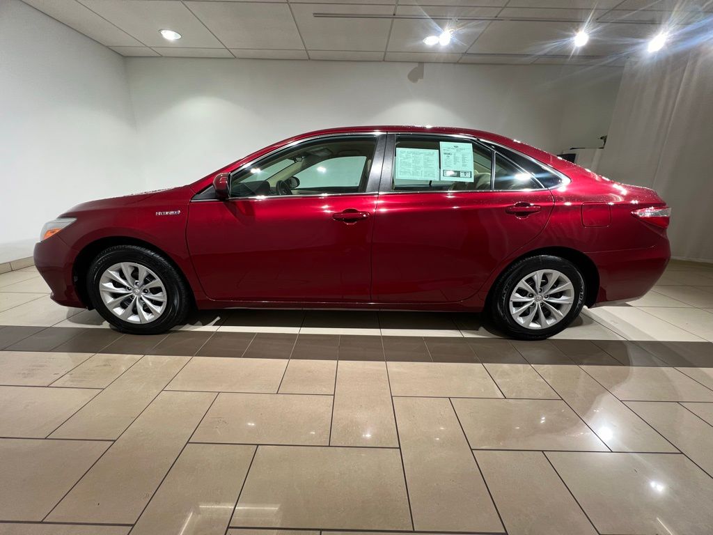 2015 Toyota Camry LE 3