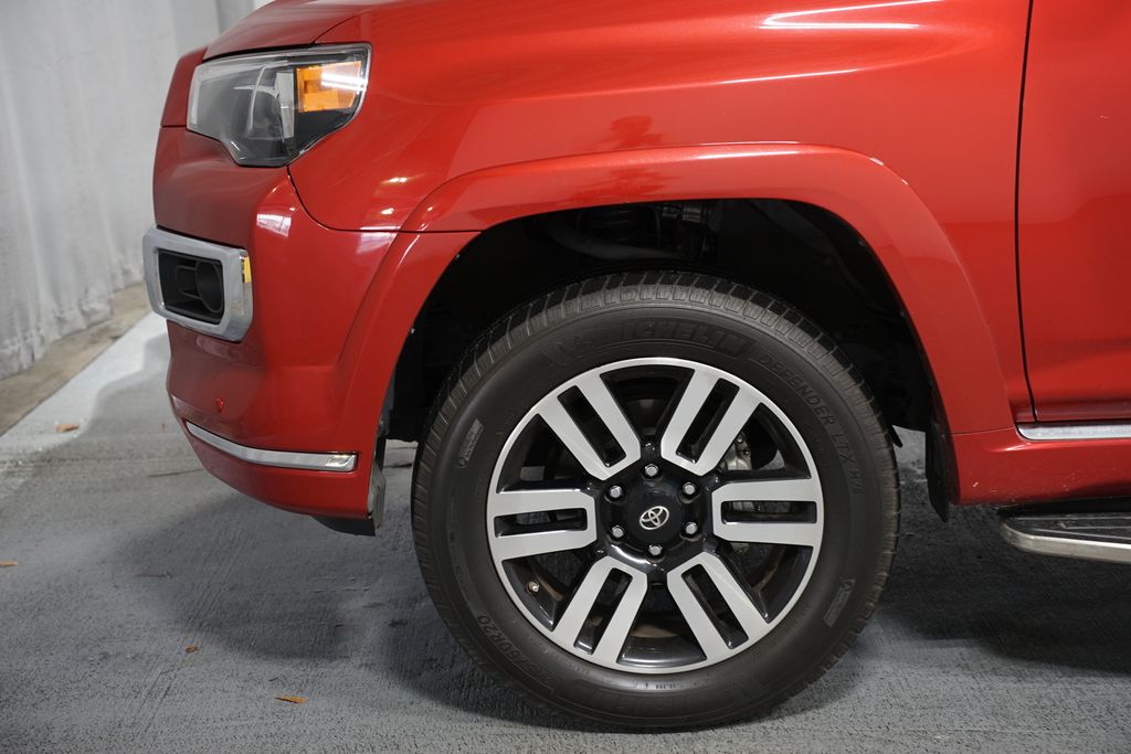 Thumbnail: 2015 Toyota 4Runner - 5