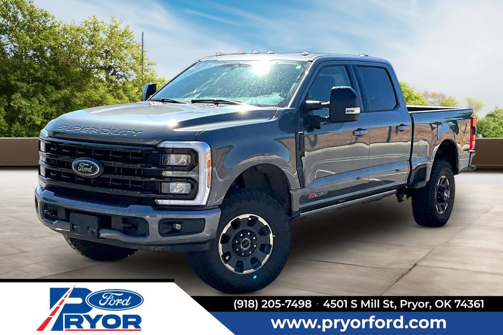 Gray Metallic 2024 Ford F-250 Super Duty Lariat Crew Cab 4WD Pickup Truck Four-Wheel Drive Automatic