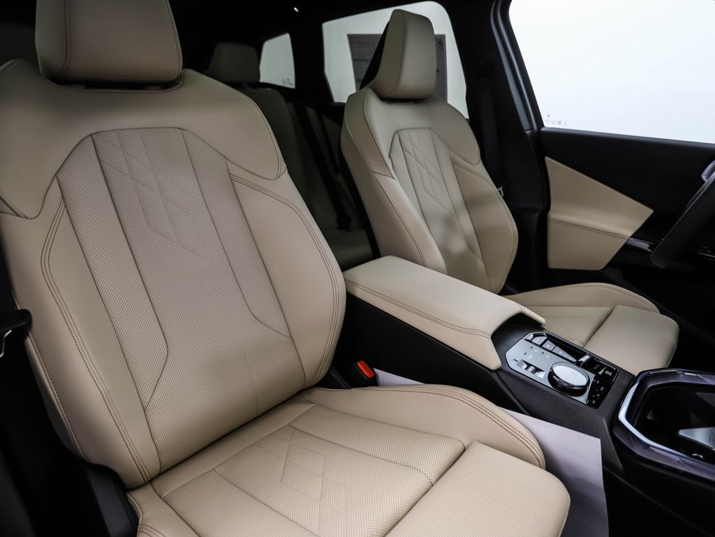 Thumbnail: 2026 BMW X3 - 31