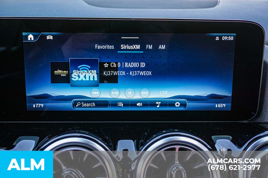 Used 2025 Black Mercedes-Benz GLA 250 image 38