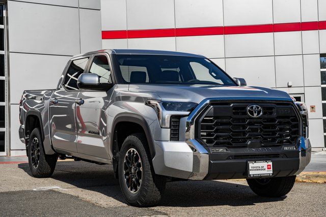 2026 Toyota Tundra SR5 CrewMax Cab 4WD