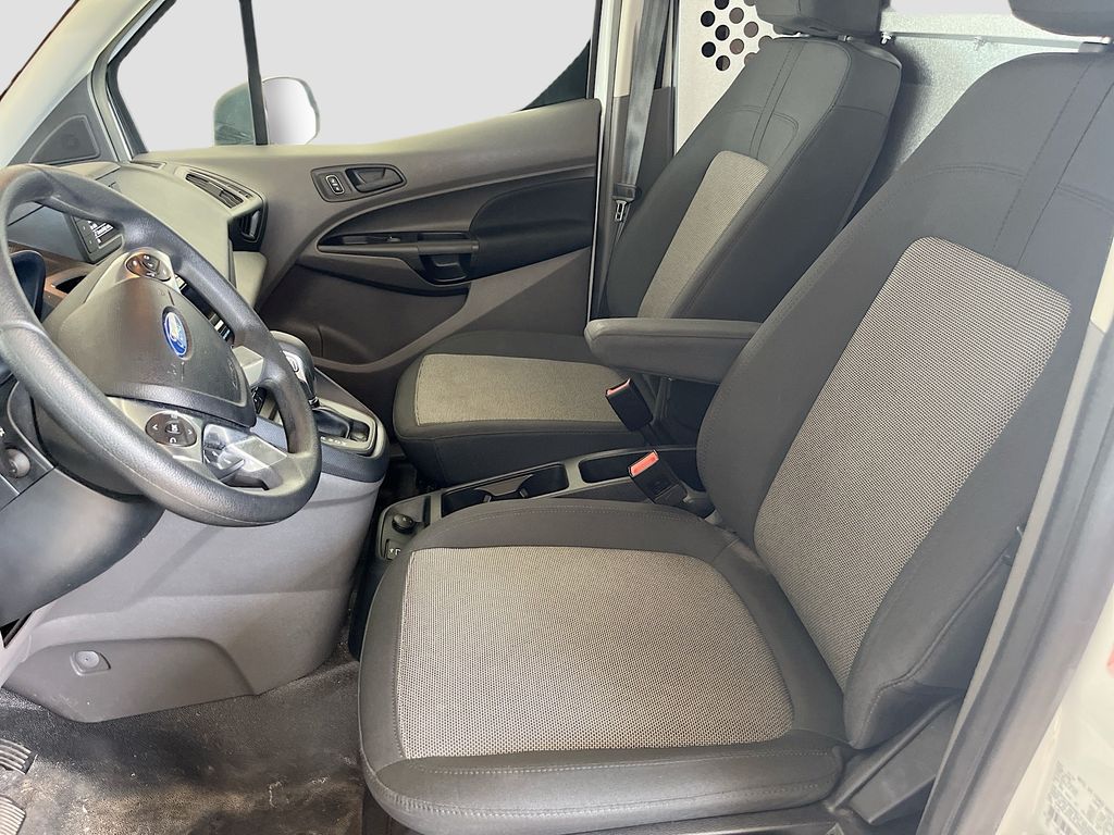 Used 2022 White Ford XL image 21