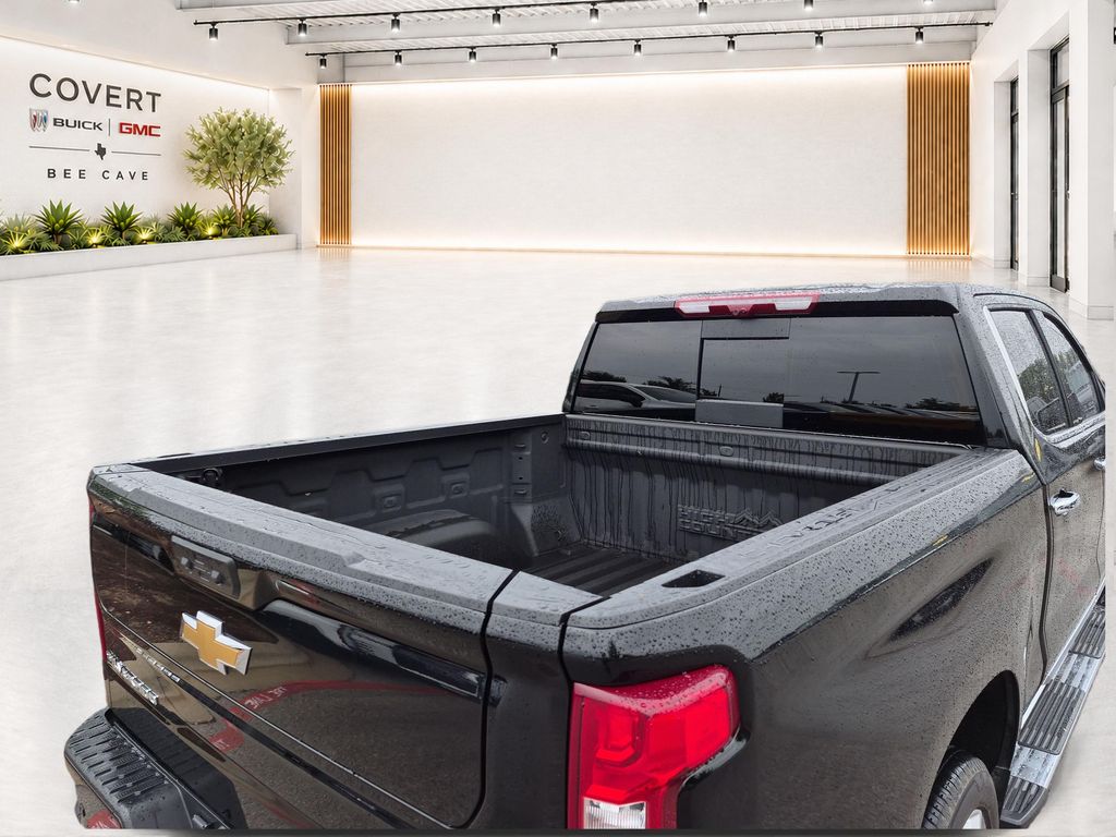 Used 2024 Black Chevrolet High Country image 44