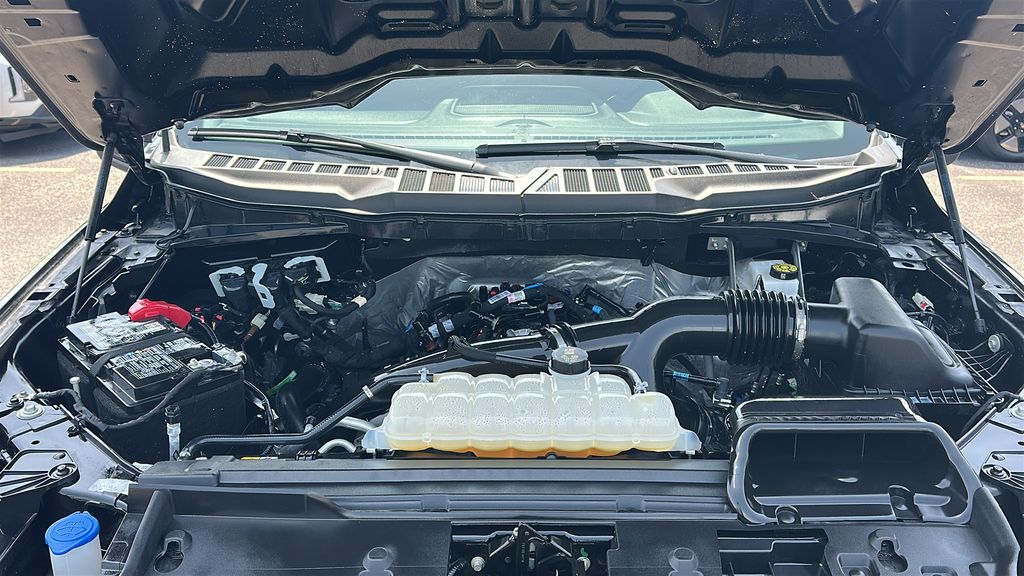 2025 Ford F-150 XLT - 2