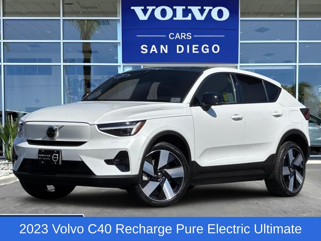 Crystal White 2023 Volvo C40 Recharge Twin Ultimate eAWD SUV / Crossover All-Wheel Drive 1-Speed Automatic