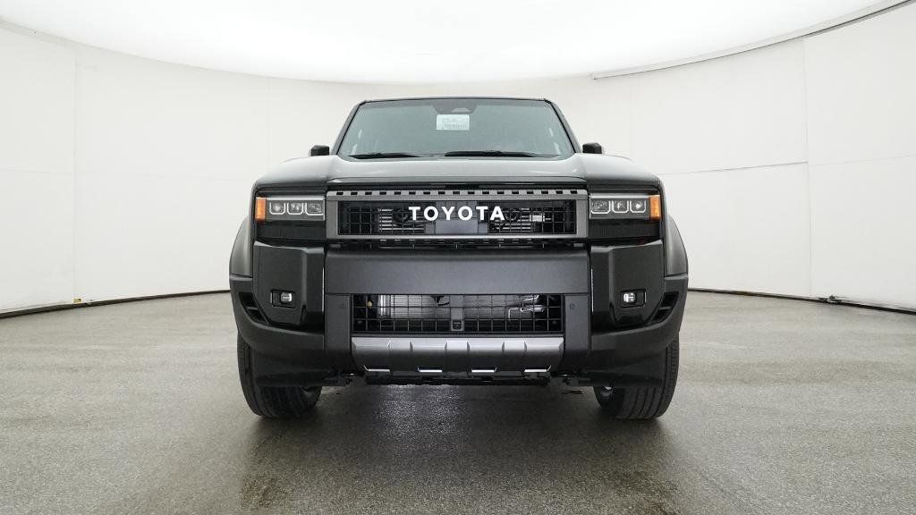 2025 Toyota Land Cruiser  7