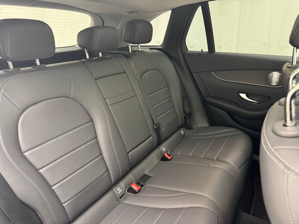 2020 Mercedes-Benz GLC 300 14