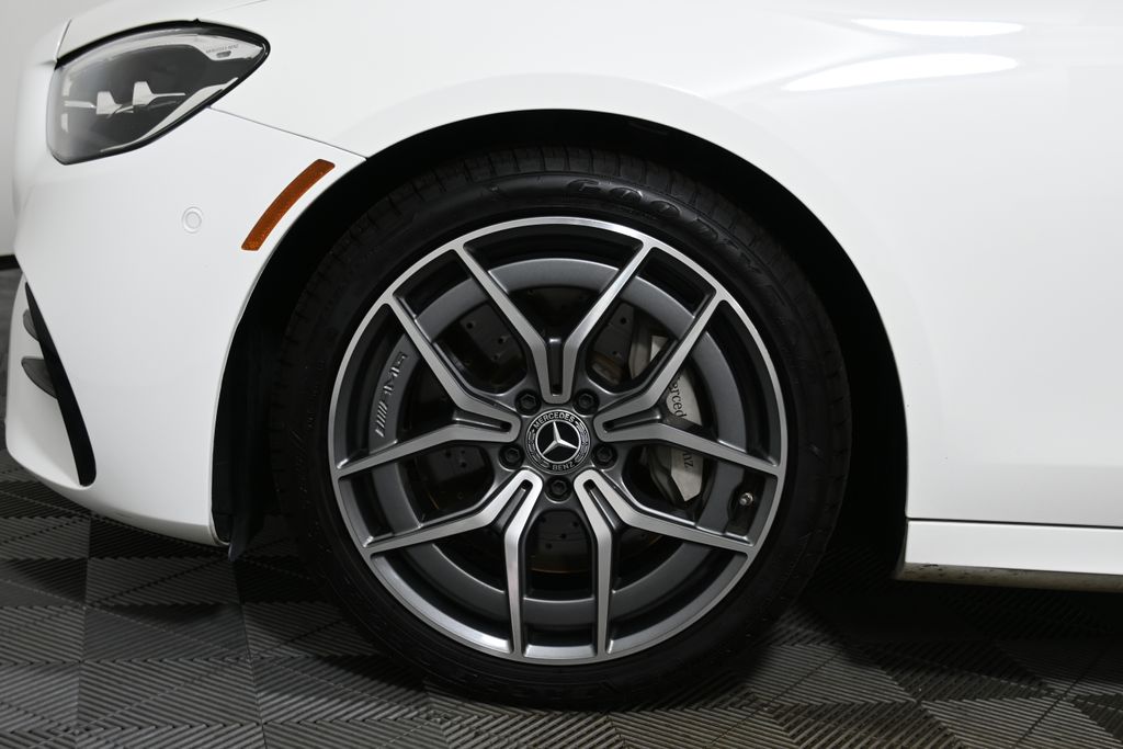 Thumbnail: 2023 Mercedes-Benz E-Class - 11