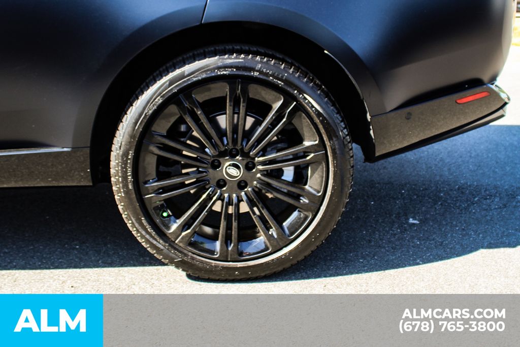 Used 2023 Black Land Rover SE image 14