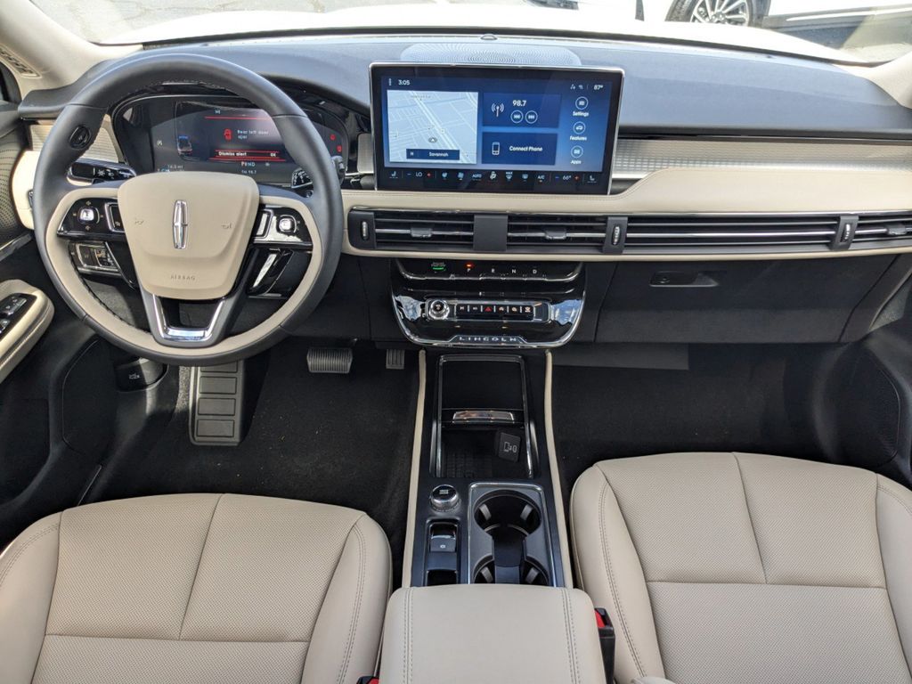 2025 Lincoln Corsair Premiere