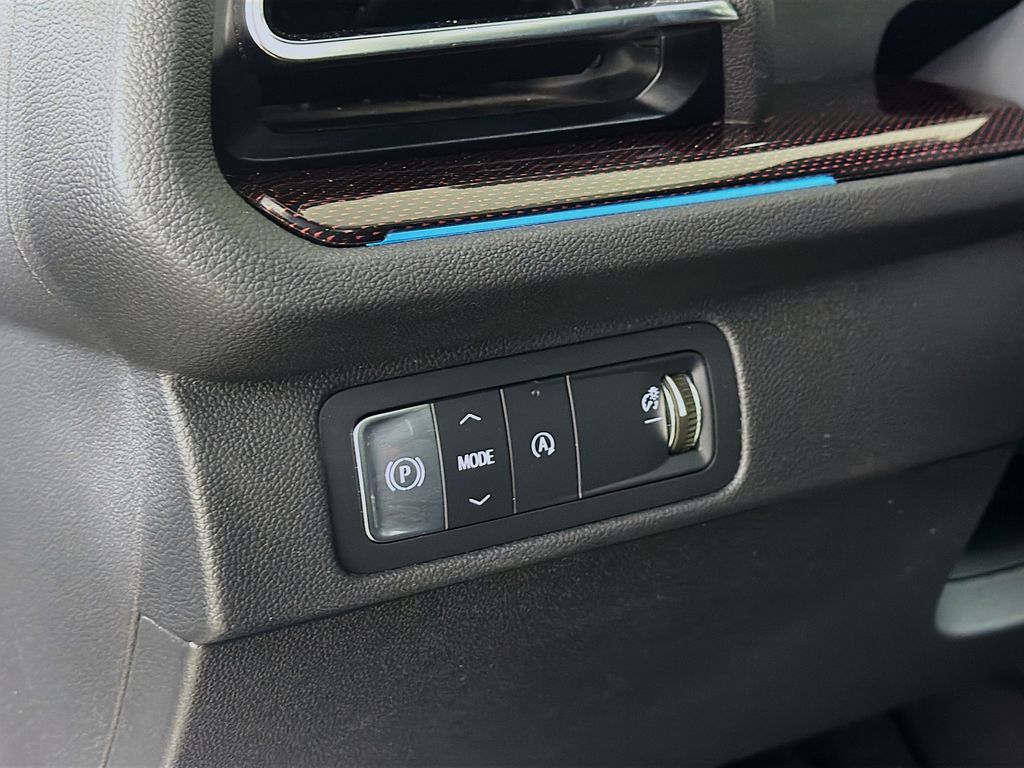 Used 2024 Chevrolet Traverse SUV