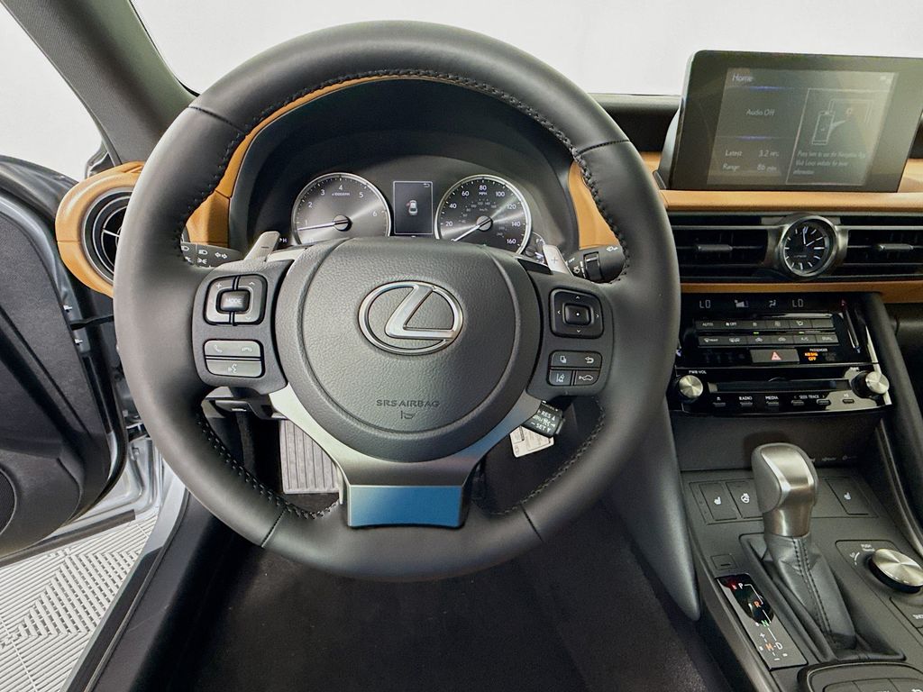 2025 Lexus IS 350 10