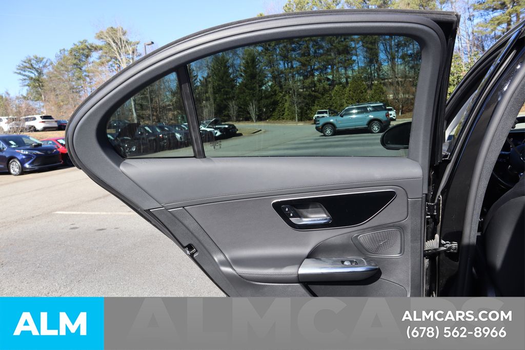 Used 2024  Mercedes-Benz C 300 image 21