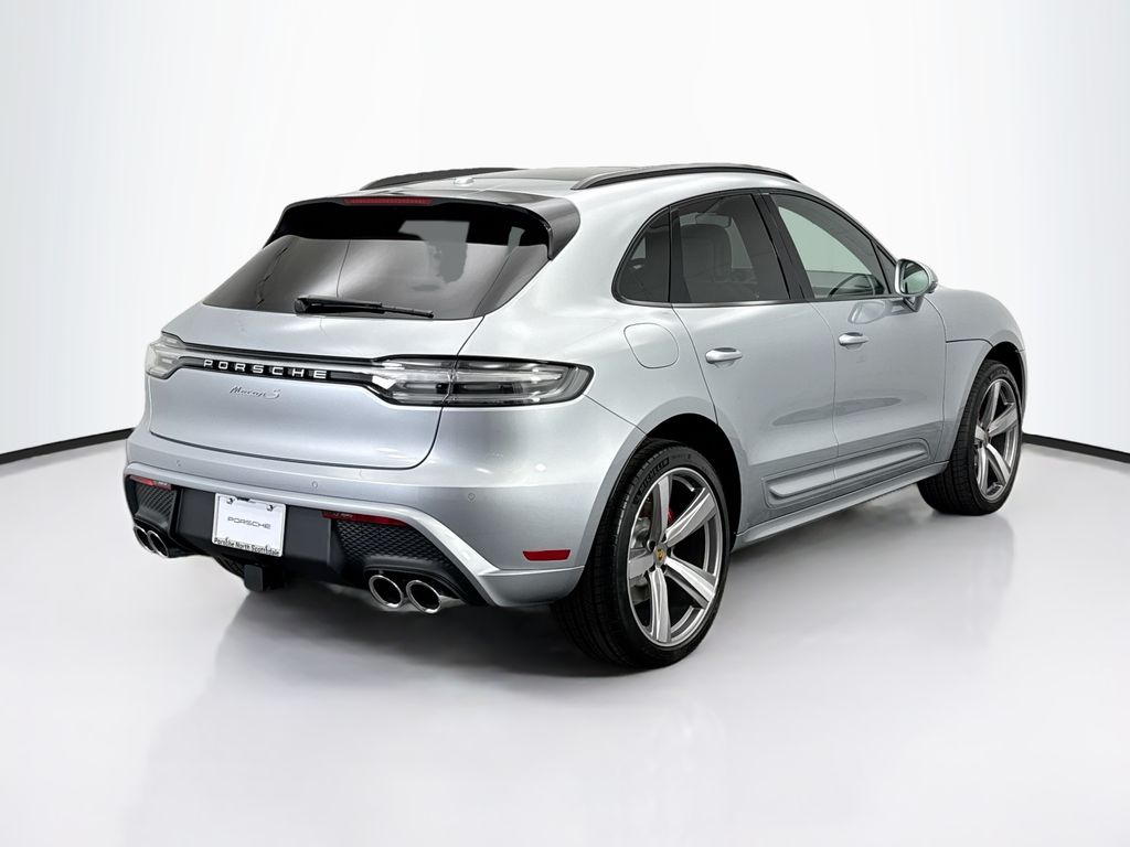 Thumbnail: 2026 Porsche Macan - 7