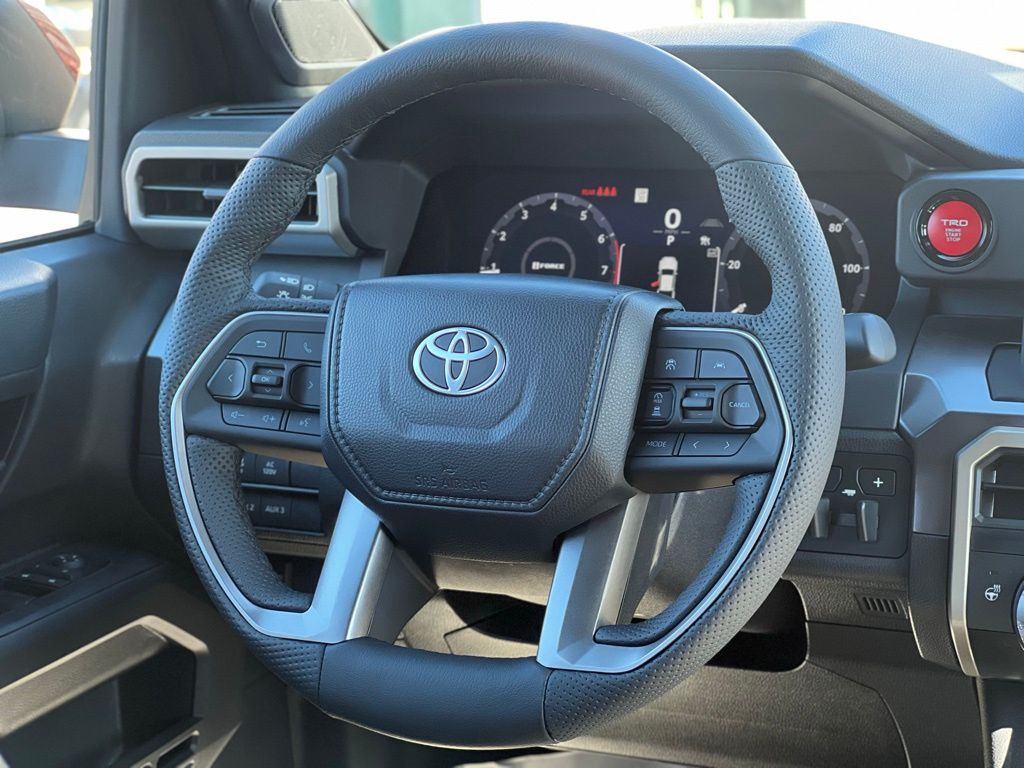 2025 Toyota Tacoma TRD Sport Double Cab photo 14