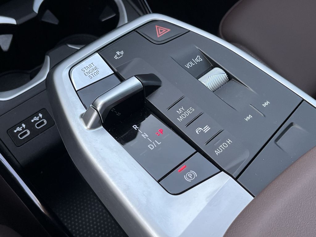 Thumbnail: 2023 BMW X1 - 20