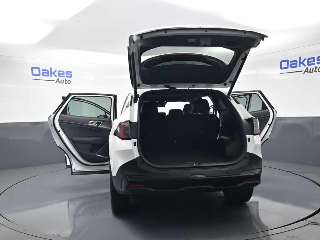 2026 Glacial White Pearl Kia Sportage X-Line AWD SUV