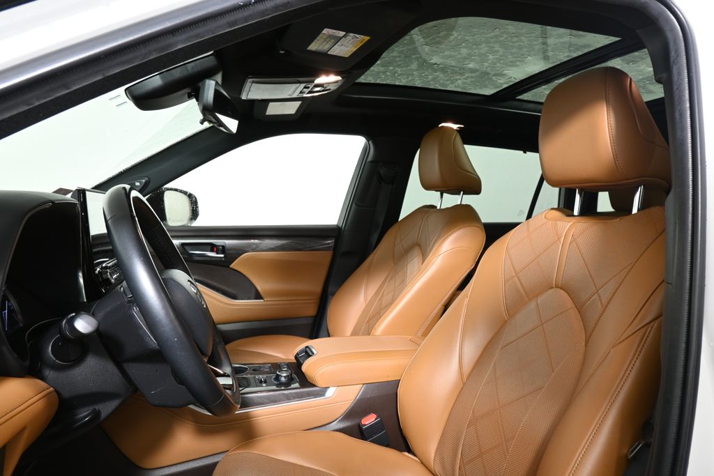 2022 Toyota Highlander Platinum 5