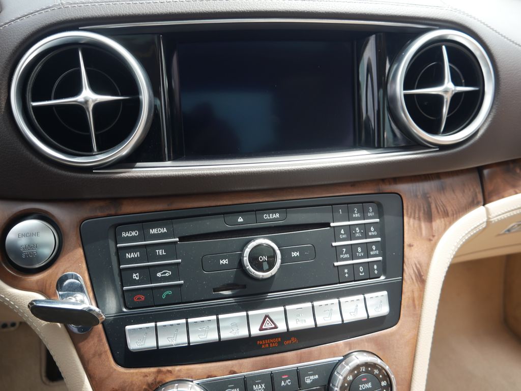 Thumbnail: 2020 Mercedes-Benz SL-Class - 27