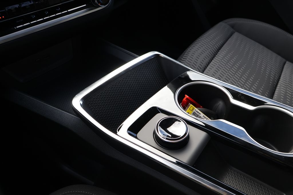 Thumbnail: 2026 Chevrolet Equinox - 30