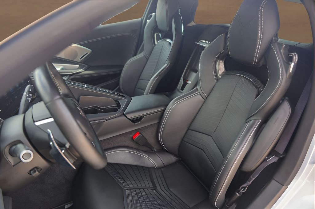 Used 2023 Silver Chevrolet Stingray image 7