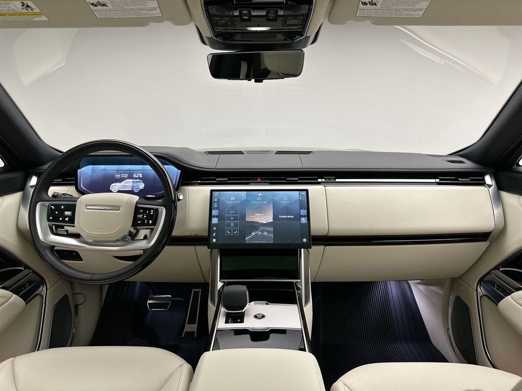 Thumbnail: 2025 Land Rover Range Rover - 20