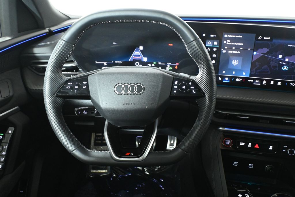 Thumbnail: 2025 Audi SQ5 - 18