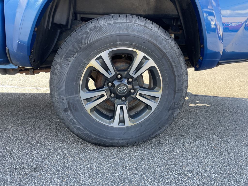 Used 2018 Toyota Tacoma Truck