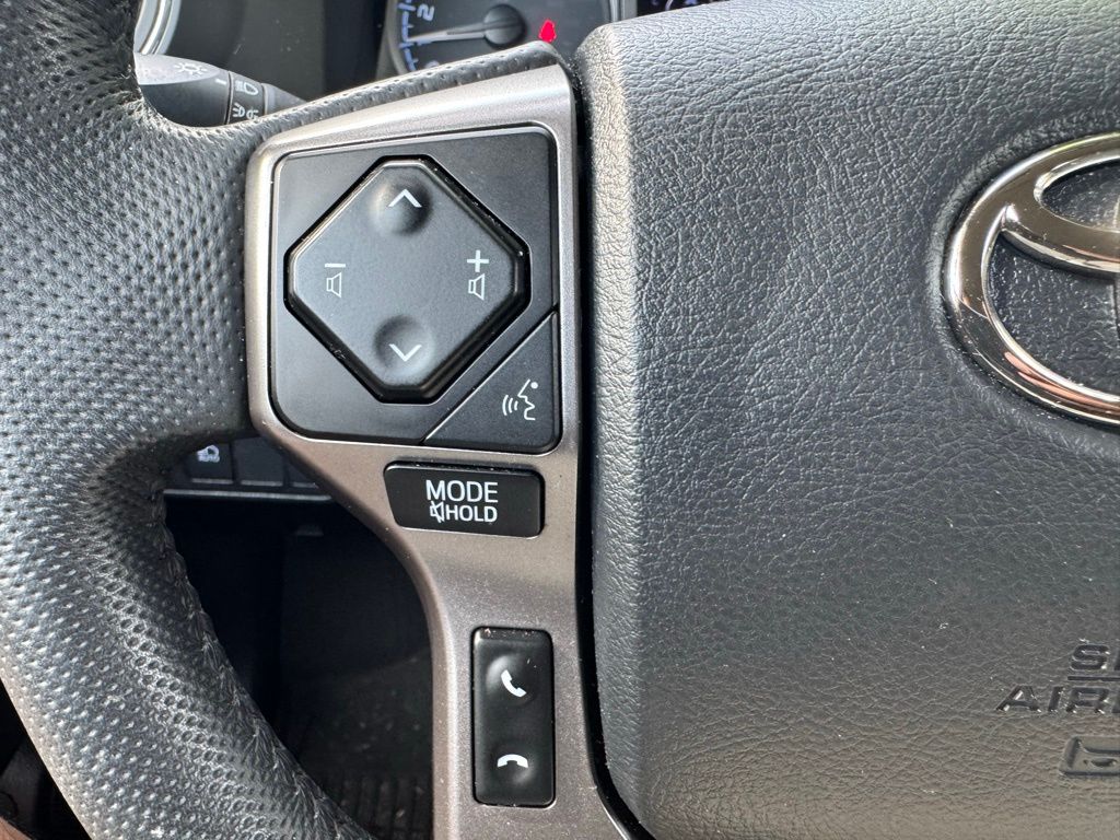 2023 Toyota Tacoma SR5 23
