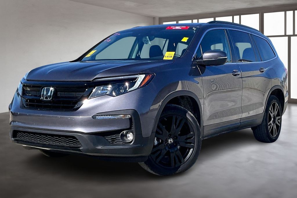 2022 Honda Pilot SE's photo