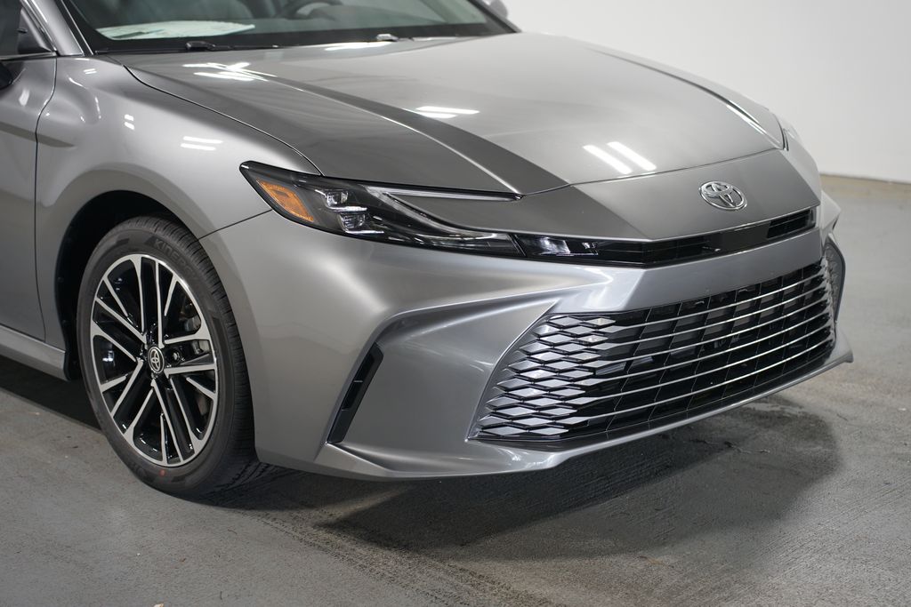 Thumbnail: 2026 Toyota Camry - 4