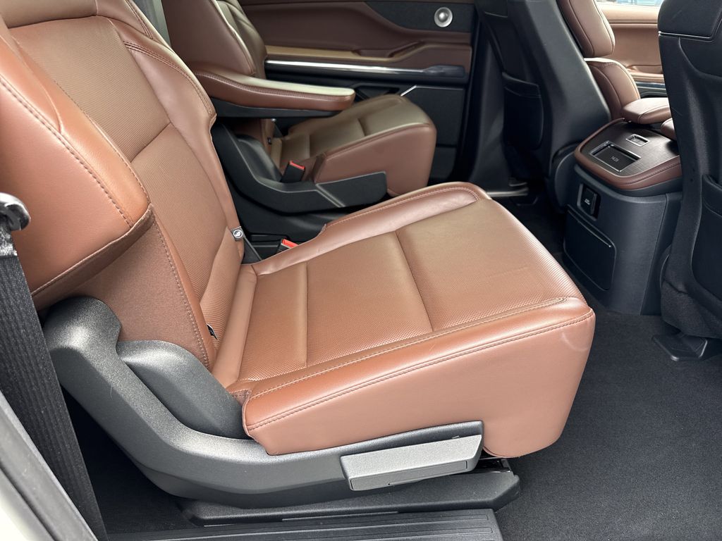 Used 2025 Lincoln Navigator L SUV