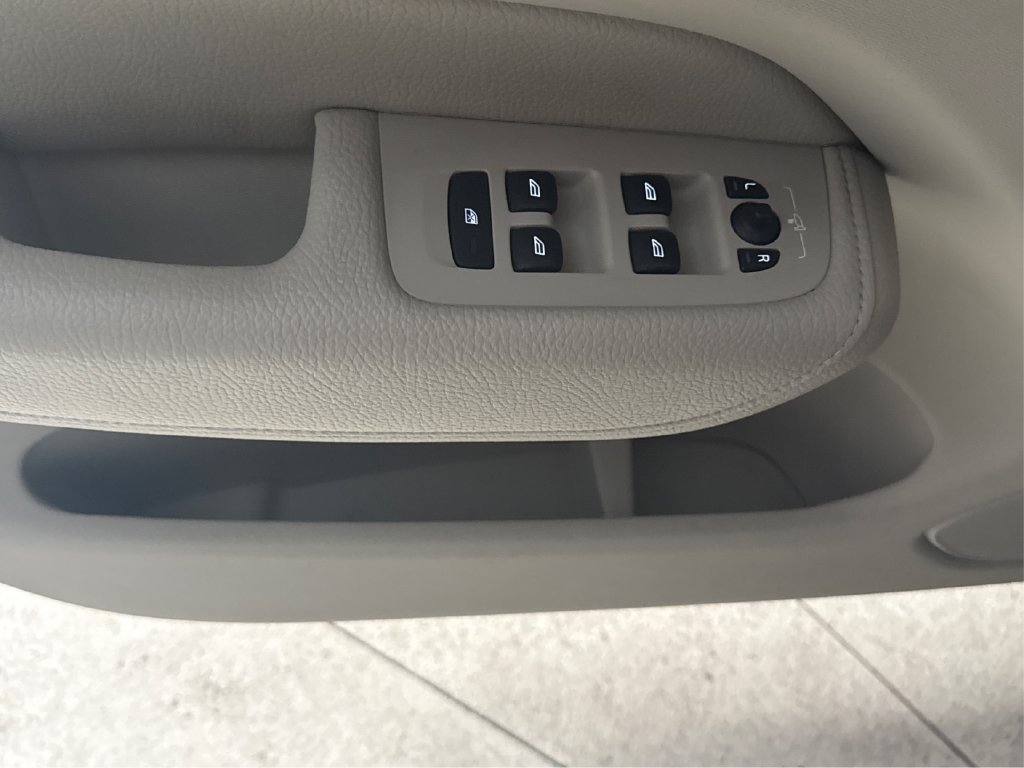 2018 Volvo XC60 Momentum - Photo 44