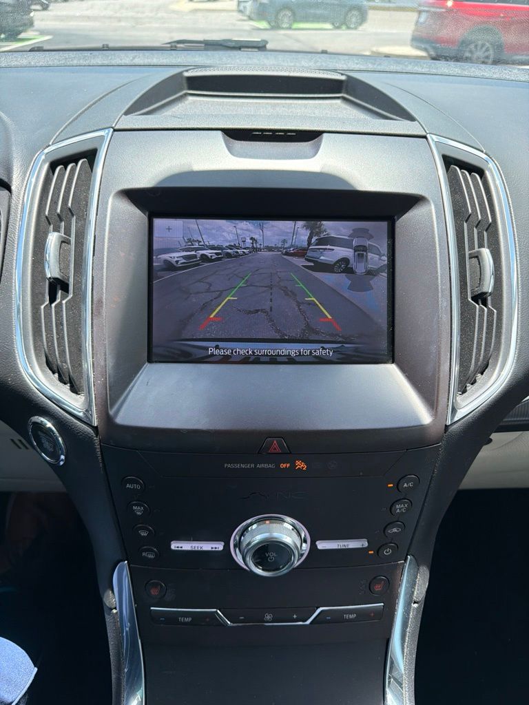 2020 Ford Edge Titanium