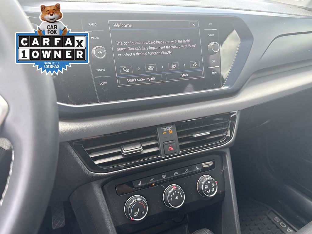2022 Volkswagen Taos 1.5T SE Gray at DeMontrond Auto Country