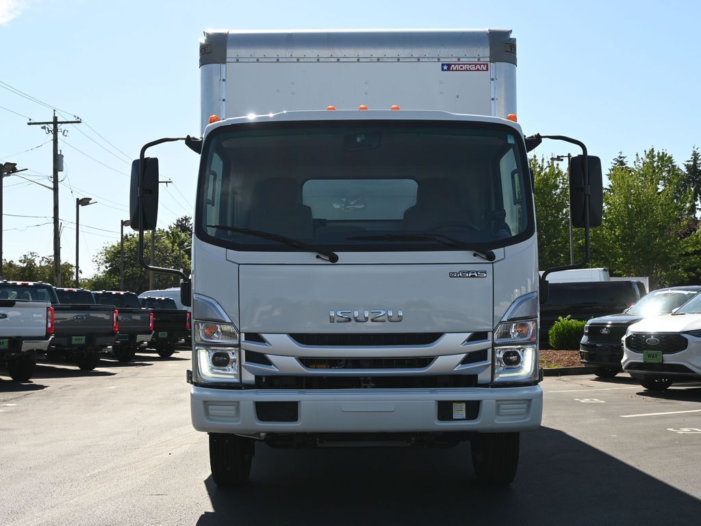 2024 Isuzu NPR HD 