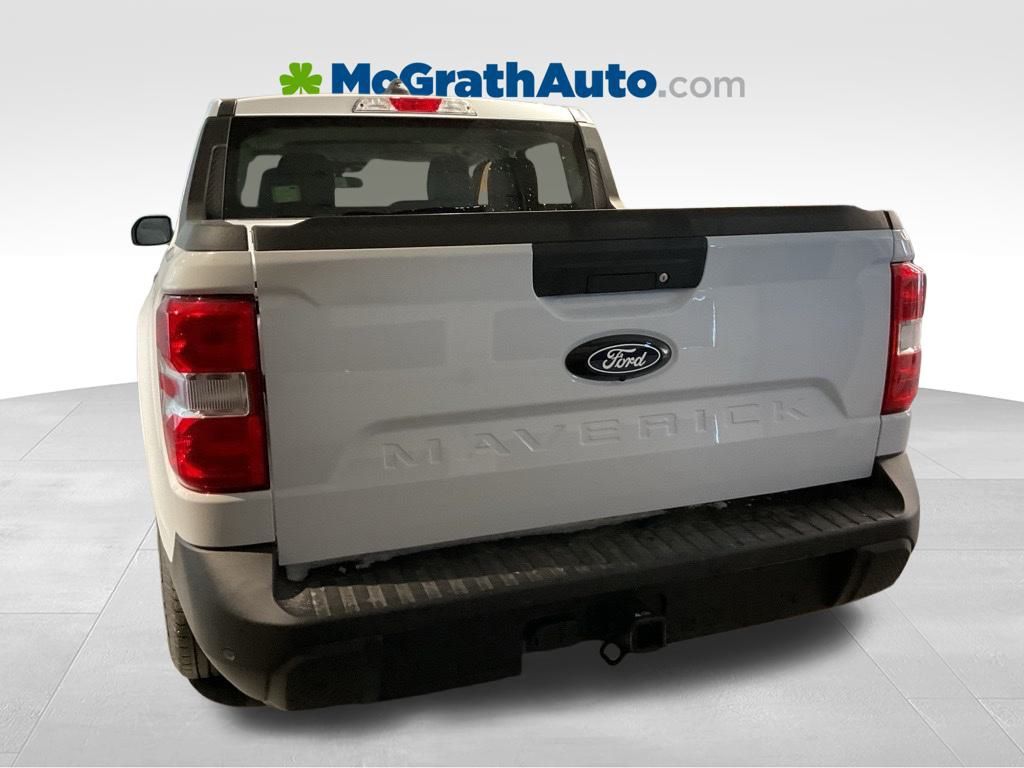 New 2026 White Ford XLT image 5