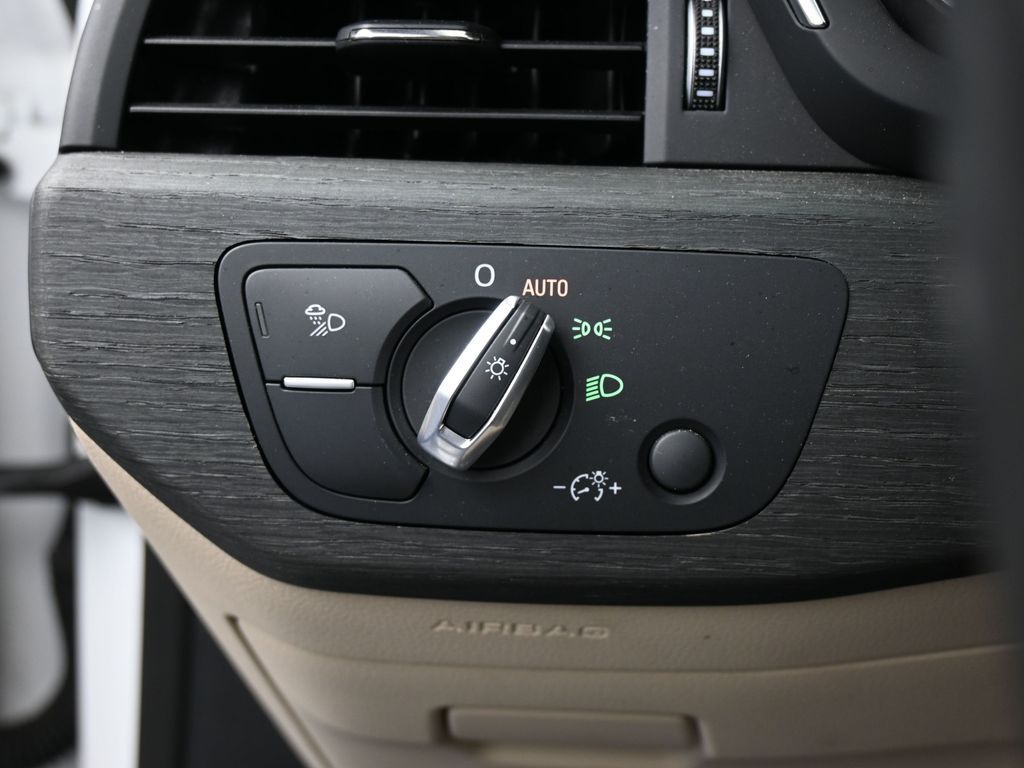 Used 2024 Glacier White Metallic Audi 45 S line Premium Plus image 39