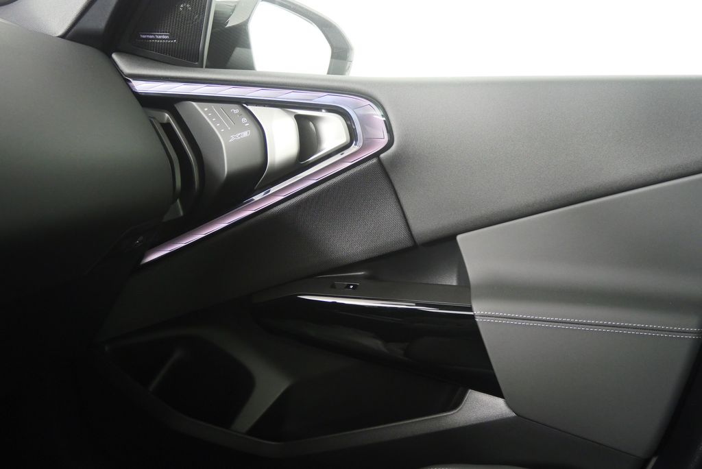 Thumbnail: 2026 BMW X3 - 26