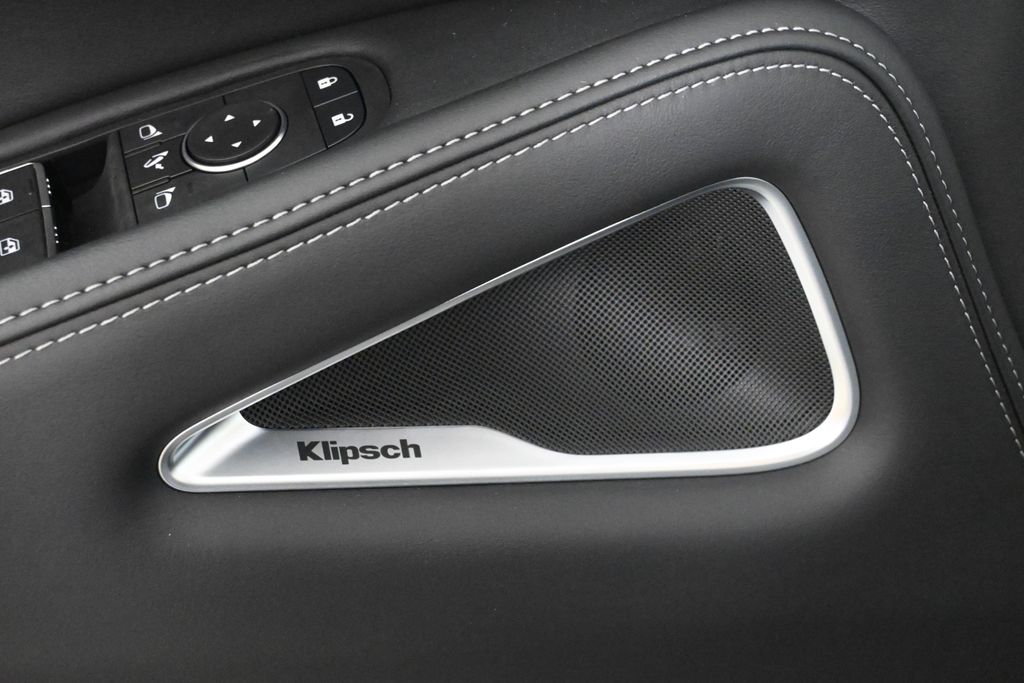 Thumbnail: 2026 INFINITI QX60 - 25