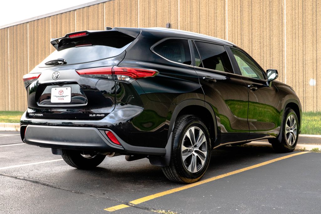 Used 2023 Toyota Highlander SUV
