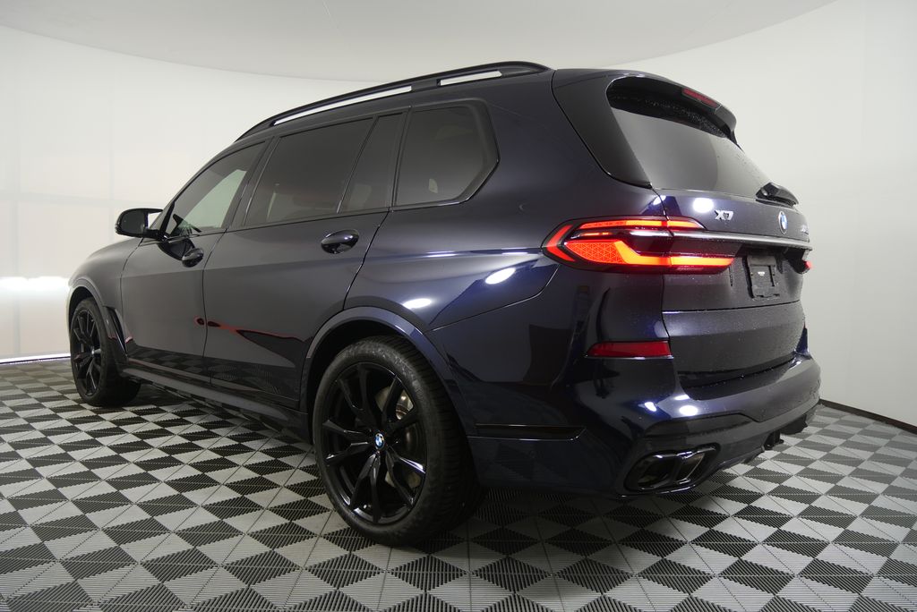 Thumbnail: 2023 BMW X7 - 5